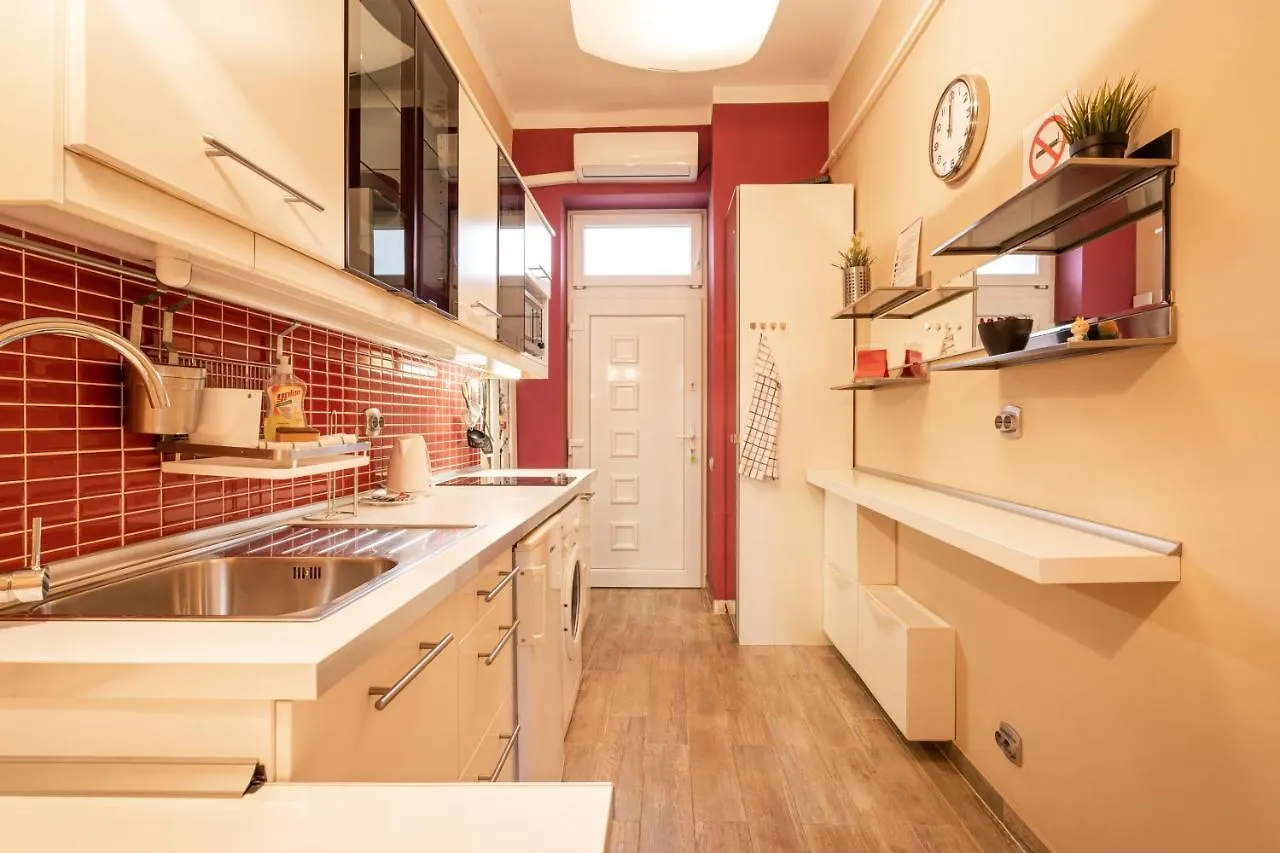 Pink Secrets Apartment بودابست 0*,  المجر